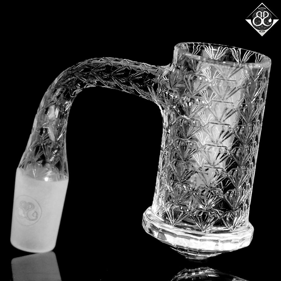 Thumbnail: Full-Weld Diamond Quartz Banger  