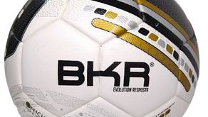 Qual a diferença entre uma bola profissional e uma recreativa?
