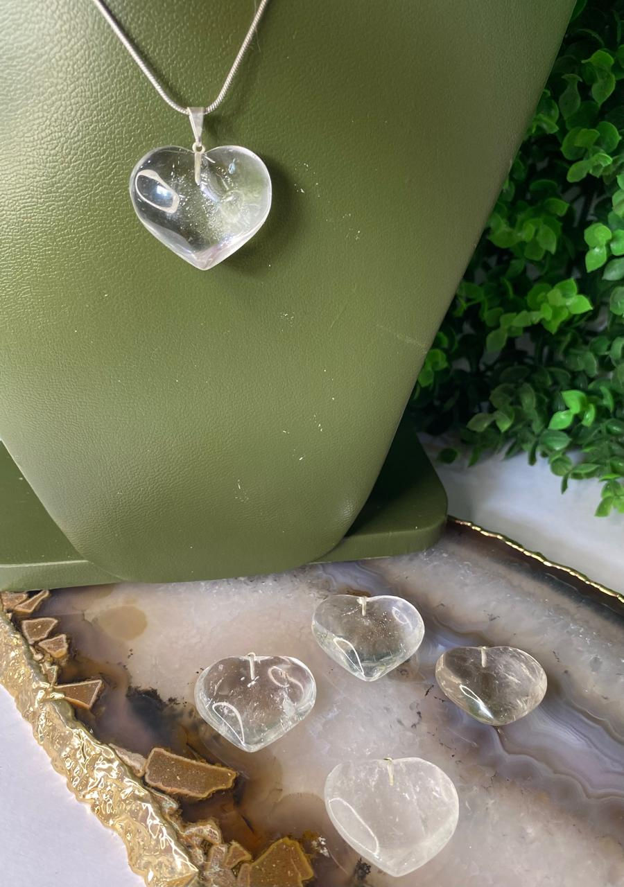 Pingente de Coração de Quartzo Translúcido