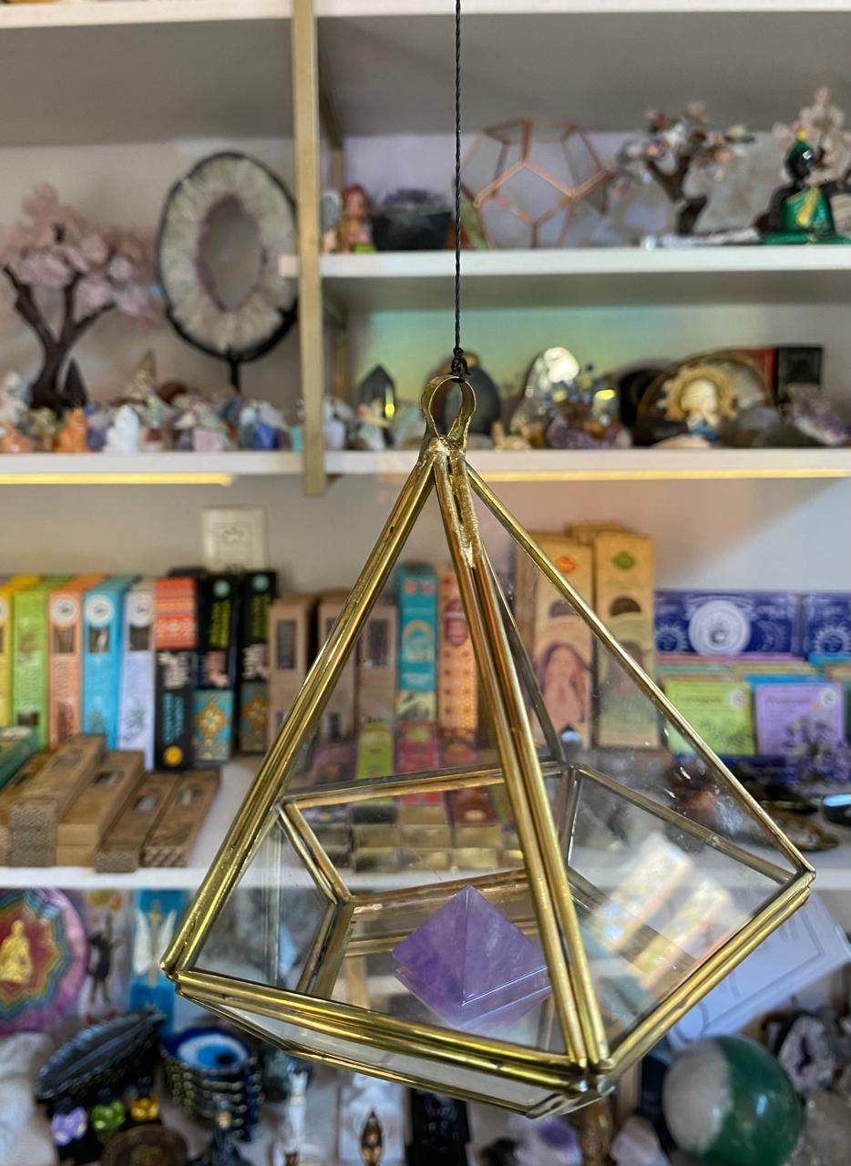 Terrário Pirâmide Dourado Pentagonal com Espelho