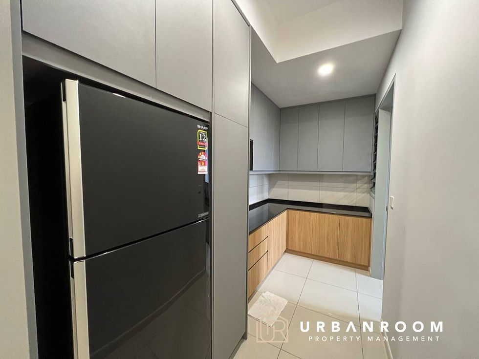 Thumbnail: Junior Ensuite Room @ Sunway Geolake Residence