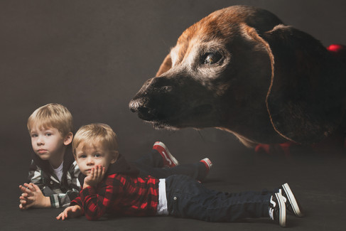 The ultimate Awkward 80's portrait photography session at Portland photo studio, hillarios, quirky, nostalgic holiday and year-round mini-session