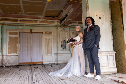 alternative wedding at Ruins at the Astor on Oregon Coast