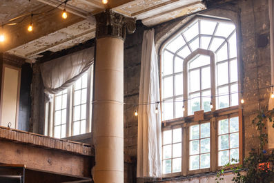 alternative wedding at Ruins at the Astor on Oregon Coast