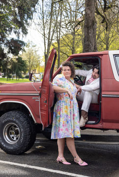 themed alternative awkward 80s elopement in Portland Or