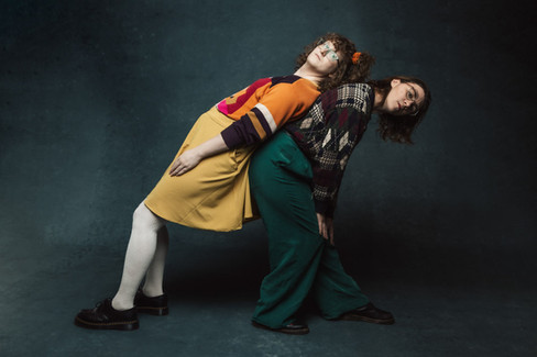 The ultimate Awkward 80's portrait photography session at Portland photo studio, hillarios, quirky, nostalgic holiday and year-round mini-session