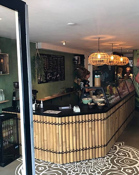 37823611_1794775170598248_84205770006572