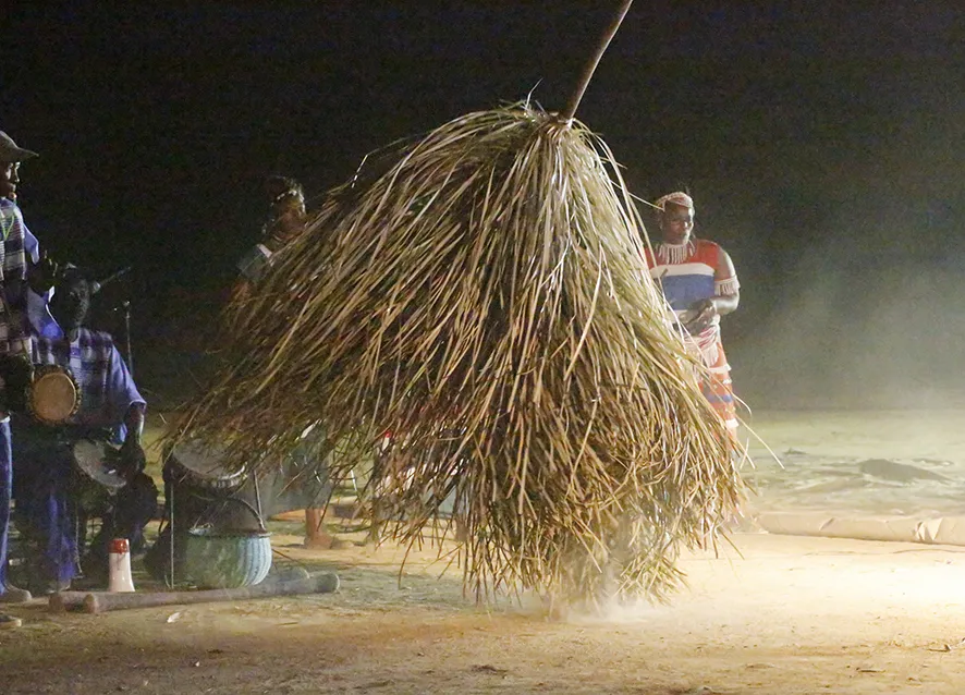 Kumpo Kankurang Mascara Gambia