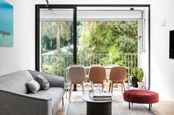 YAEL PERRY | יעל פרי