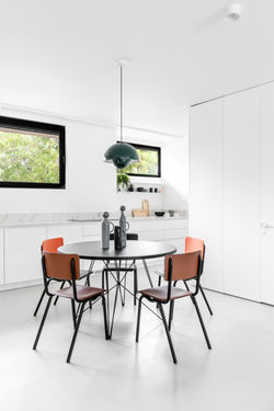 YAEL PERRY | יעל פרי