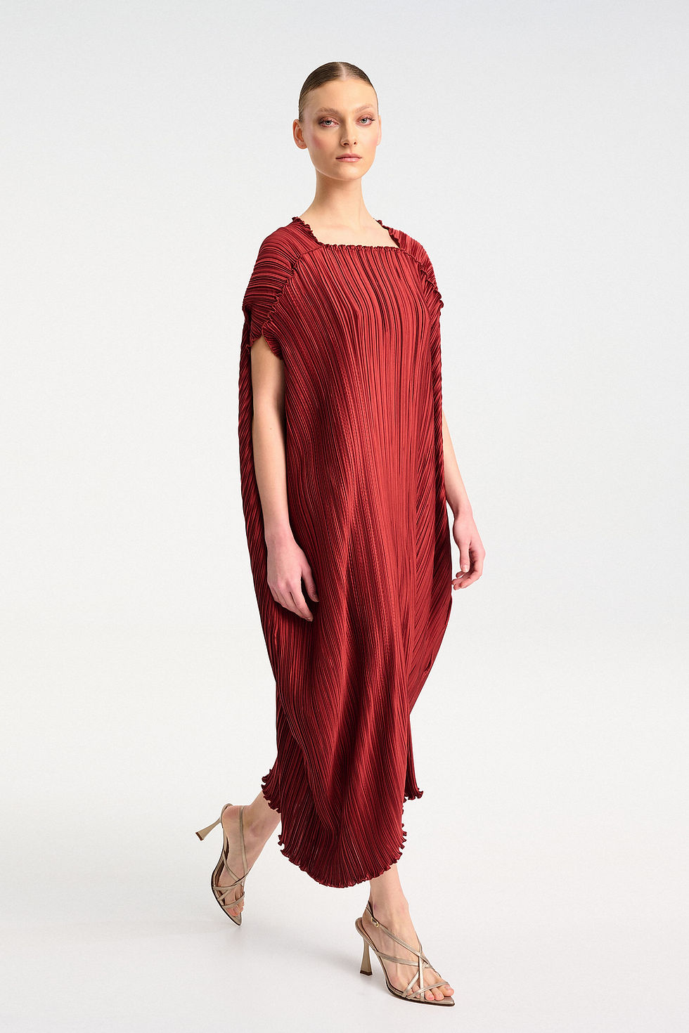 Thumbnail: Esthis Caftan