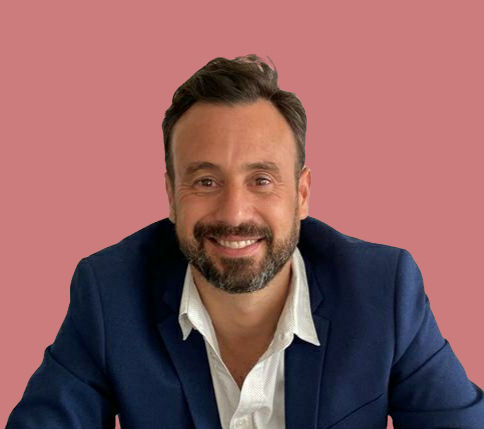 MARTIN LESCANO_edited.jpg