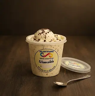 helado-artesanal-stracchiatela-helartesano.webp