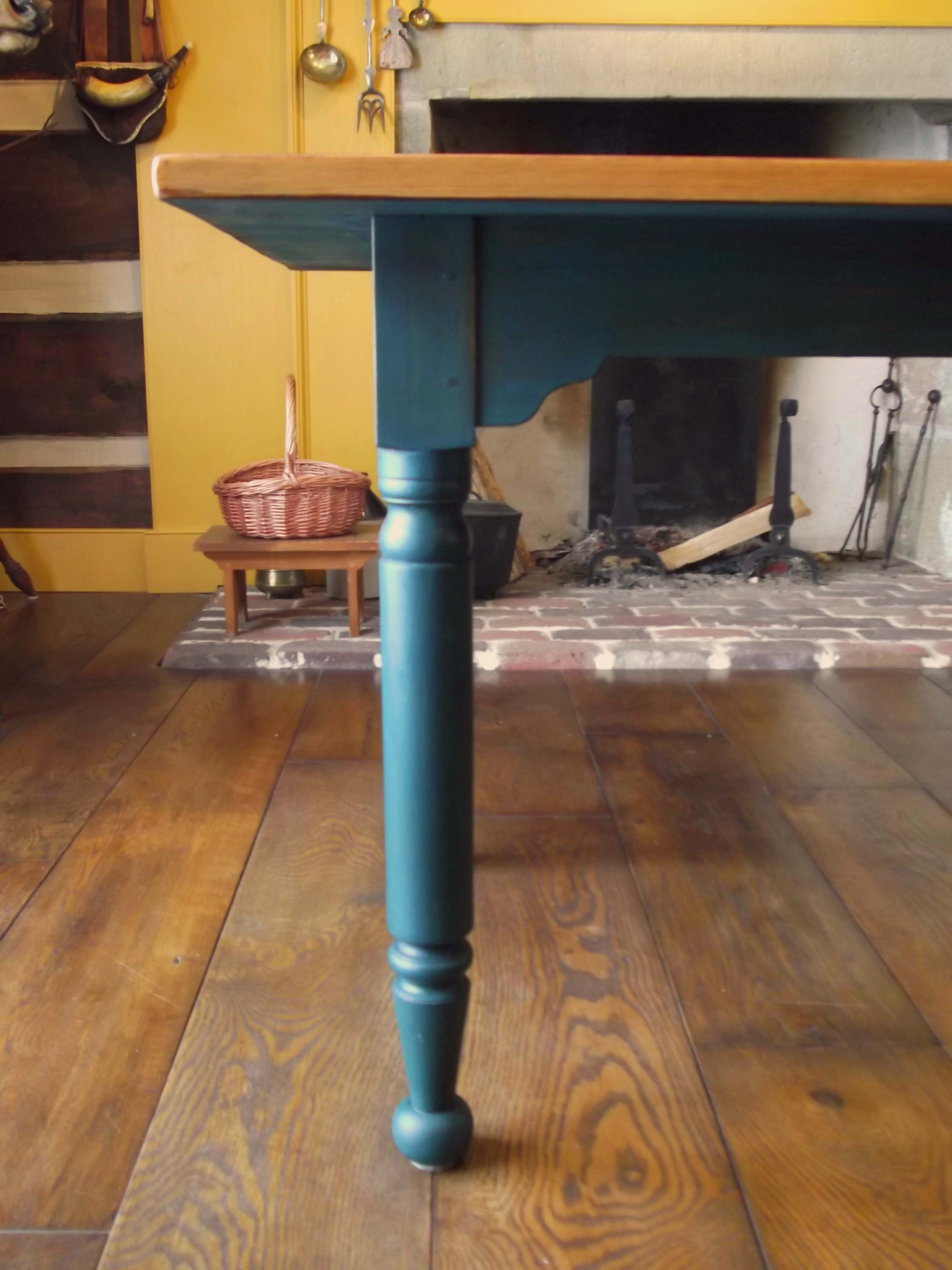 Country Kitchen Table