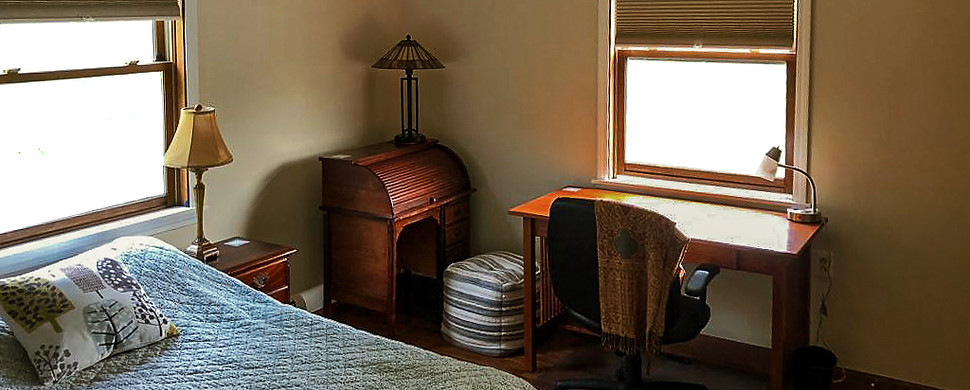 bedroom2.jpg