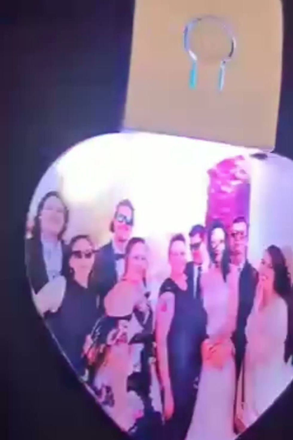 Thumbnail: Flashing keychain