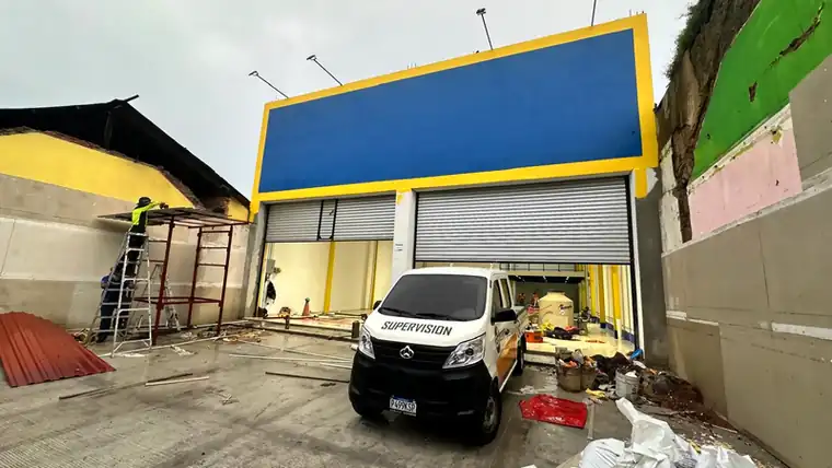 Fachada durante la obra