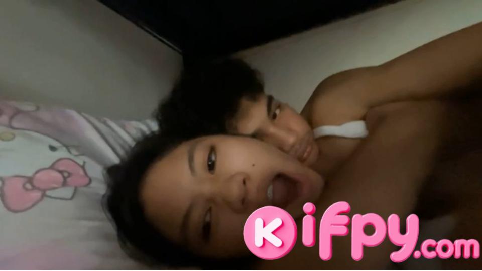 Sobrang Libog Niya, Pekpek Niya Basa Na Parang Gripo Pag Gising, Reverse Cowgirl Siya Sumakay Habang Hinahagod Ko Klitoris Niya Hanggang Sumabog Siya Nang Paulit-ulit