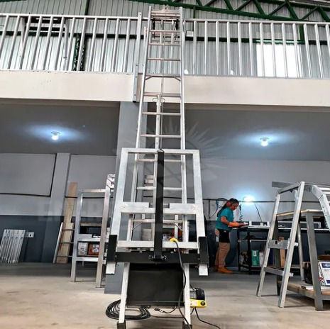 Miniatura: Elevador Solar