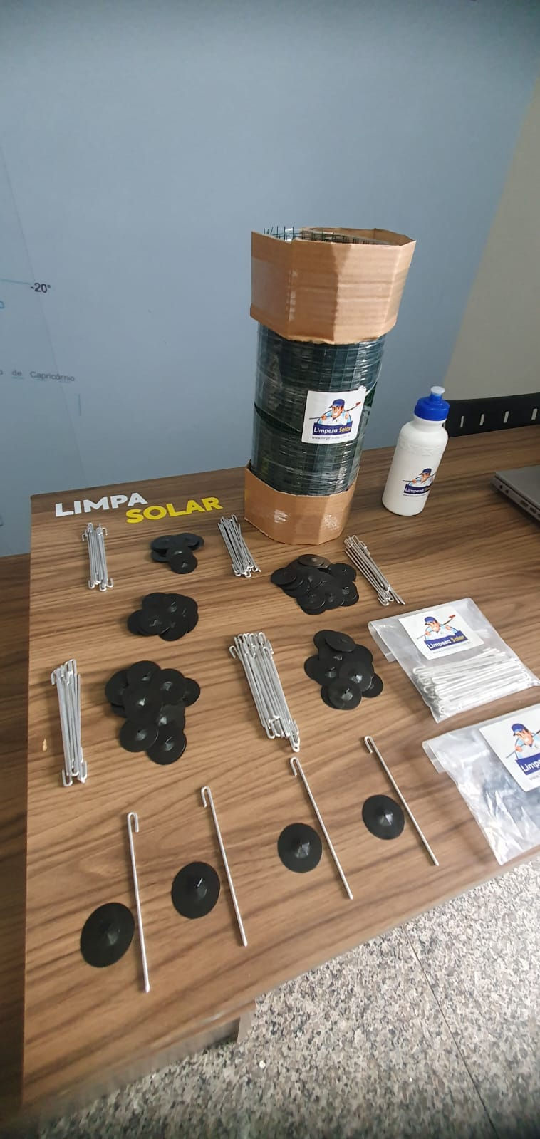 Miniatura: Tela de Proteção para Pássaros Painel Solar Fotovoltaico 25cm x 30 metros