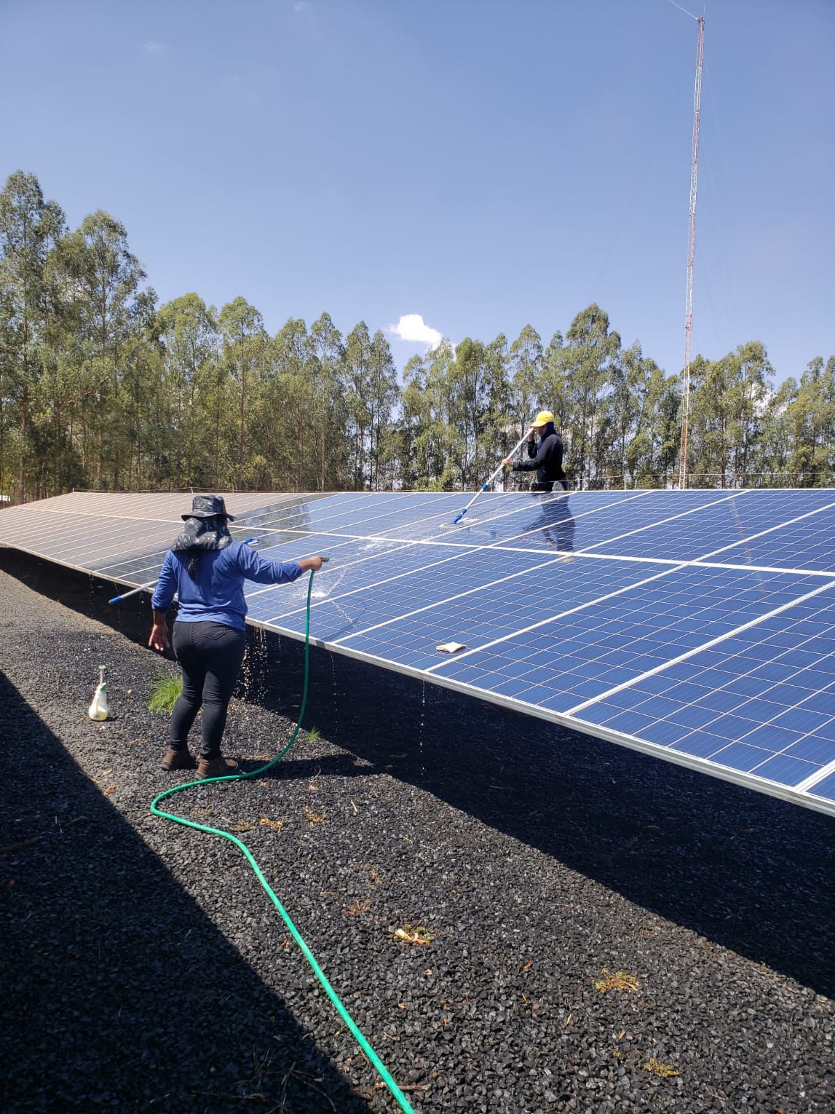 limpezasolar.com Manutenção de Placas Solares Fotovoltaicas