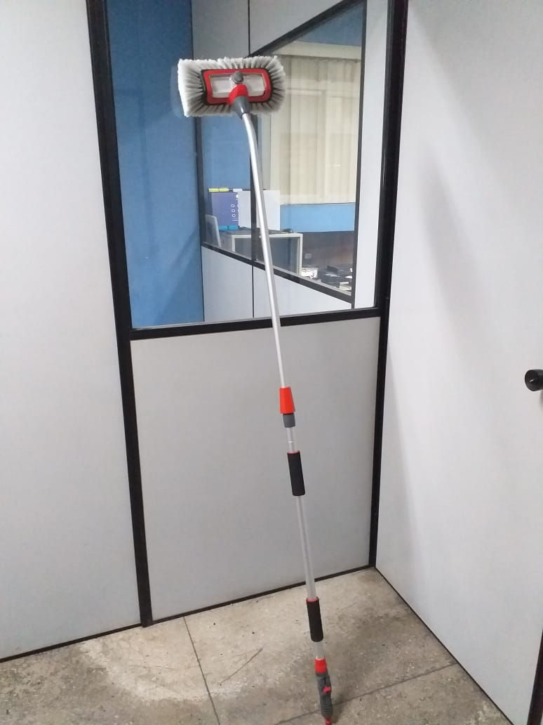 Miniatura: Limpeza Painéis Solares Equipamento Alcance 2 m + Escova 300mm Dosador Integrado