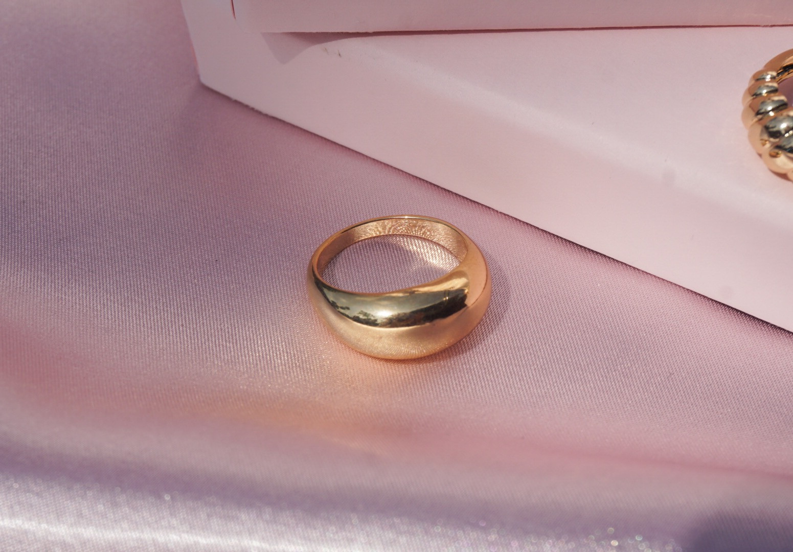 Bianca Ring