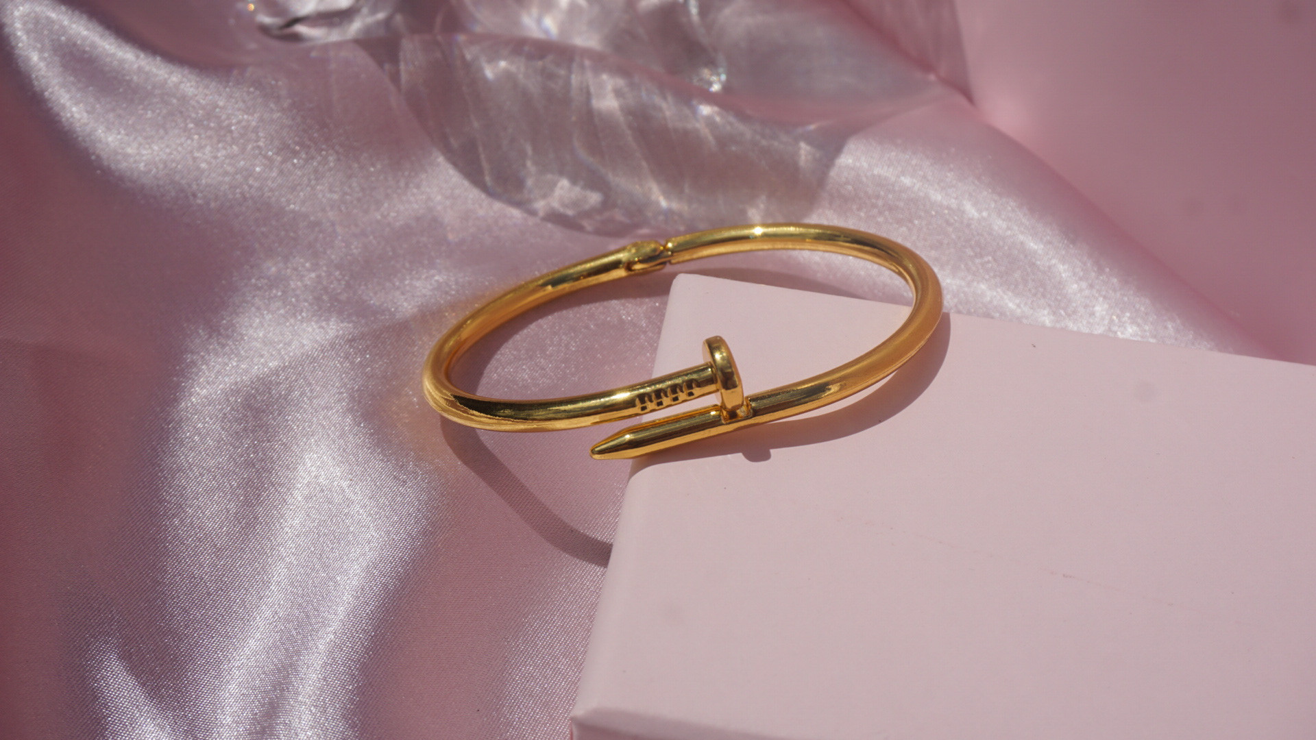 Harlow Golden Bangle