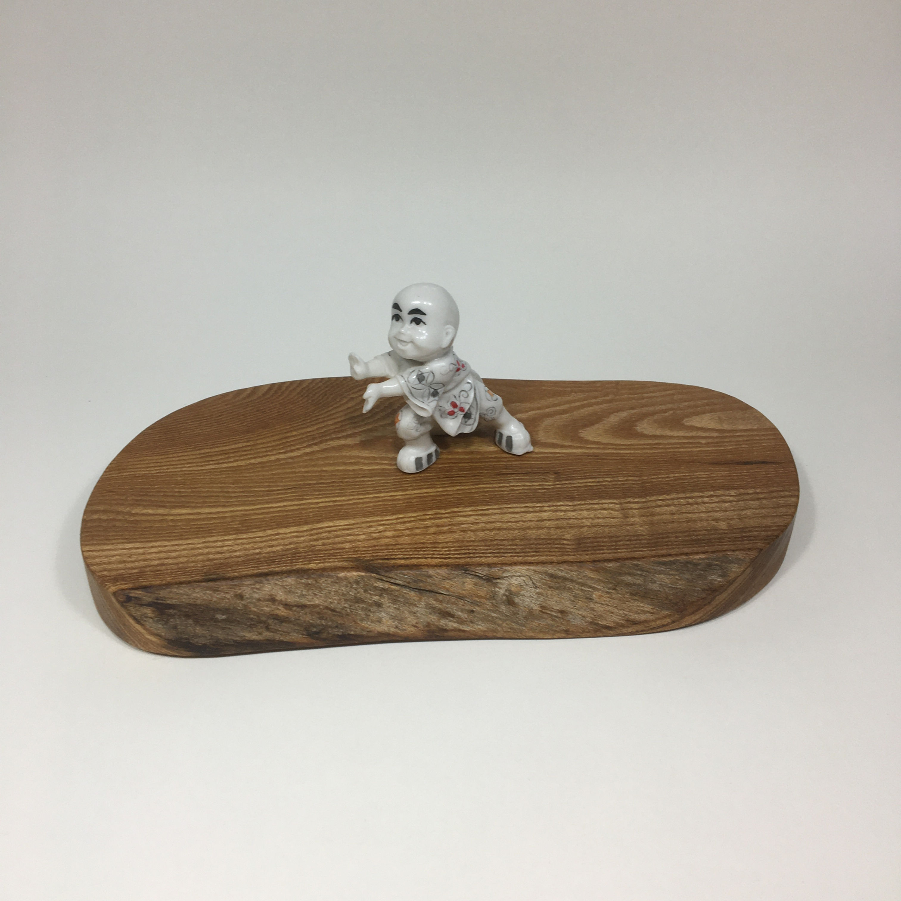 Handmade Scottish Elm display or casting stand plinth (547)