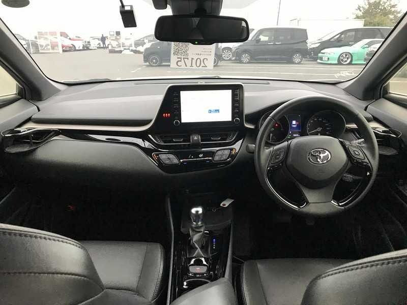 Thumbnail: TOYOTA C-HR 2020