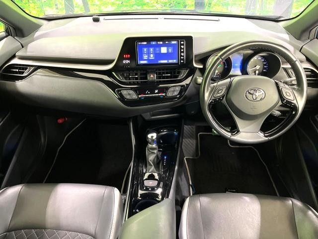 Thumbnail: TOYOTA CHR 2019 hybrid