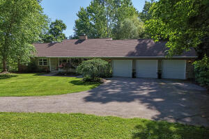 Sold home at 3100 Natures Place Drive SE in Lowell, MI