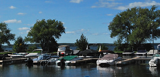 Docking 4.JPG