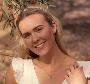 Holly_Final003.jpg