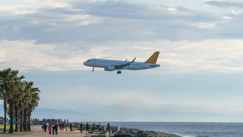 Plane Spotting: How Social Media Is Turning a Hobby into a Global Trend
