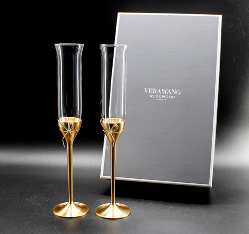 Vera Wong  LOVE KNOTS パースミラー VERA WANG Wedgwood 'Love Knots' Gold Toasting Flutes - New in Box