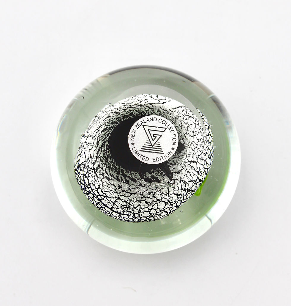 Thumbnail: Vintage NEW ZEALAND COLLECTION Limited Edition Spiral-Koru Art Glass Paperweight