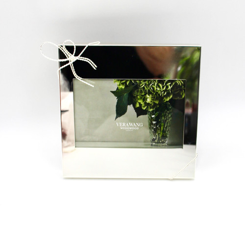 VERA WANG Wedgwood 'Love Knots' Photo Frame - New in Box | all