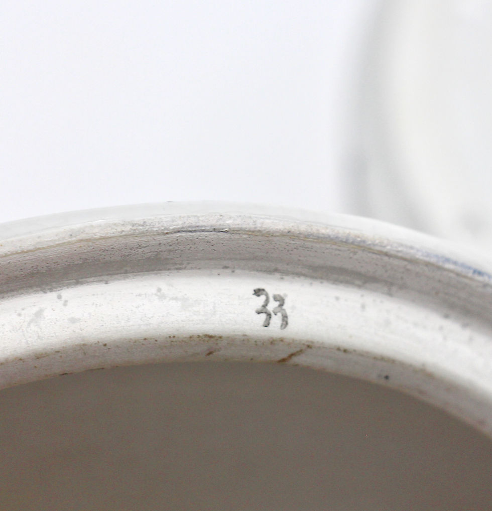 Thumbnail: Chinese Blue & White Hand Painted Ceramic Trinket Box