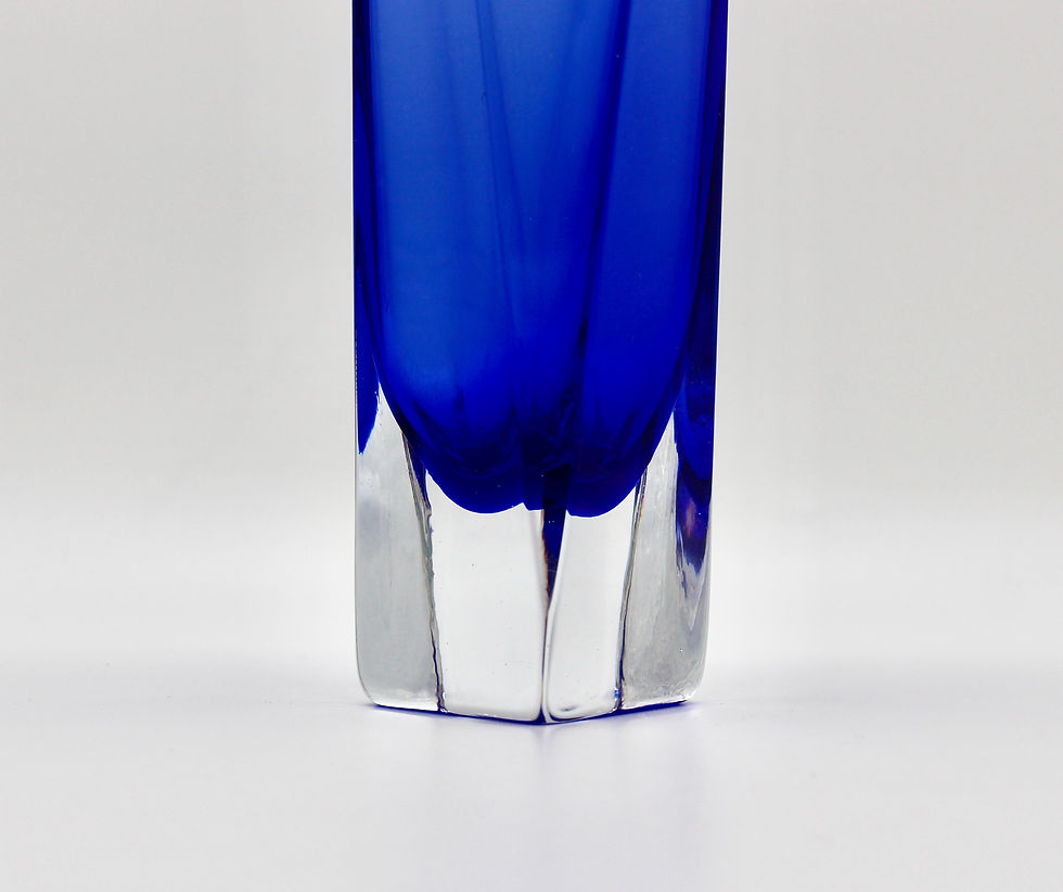 Thumbnail: Blue Sommerso Faceted Art Glass Vase