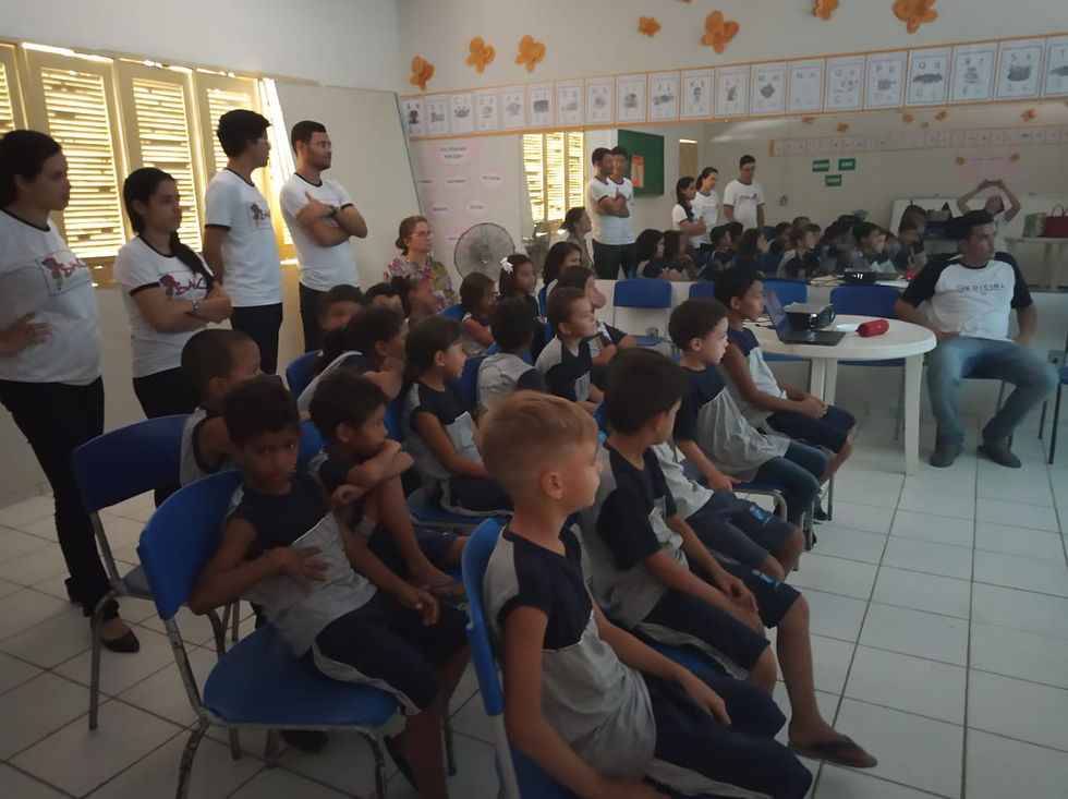 06/06/19 - Intervenção na Escola Irmã Arcângela: Descarte de Lixo, Sexualidade e Saúde Mental