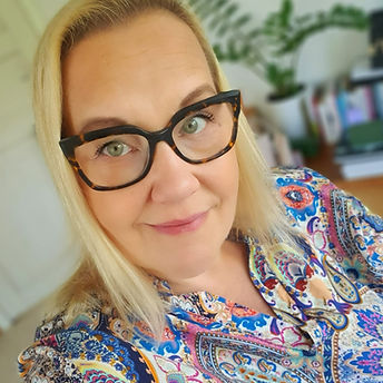 Thea Ekholm PR Expert and Journalist