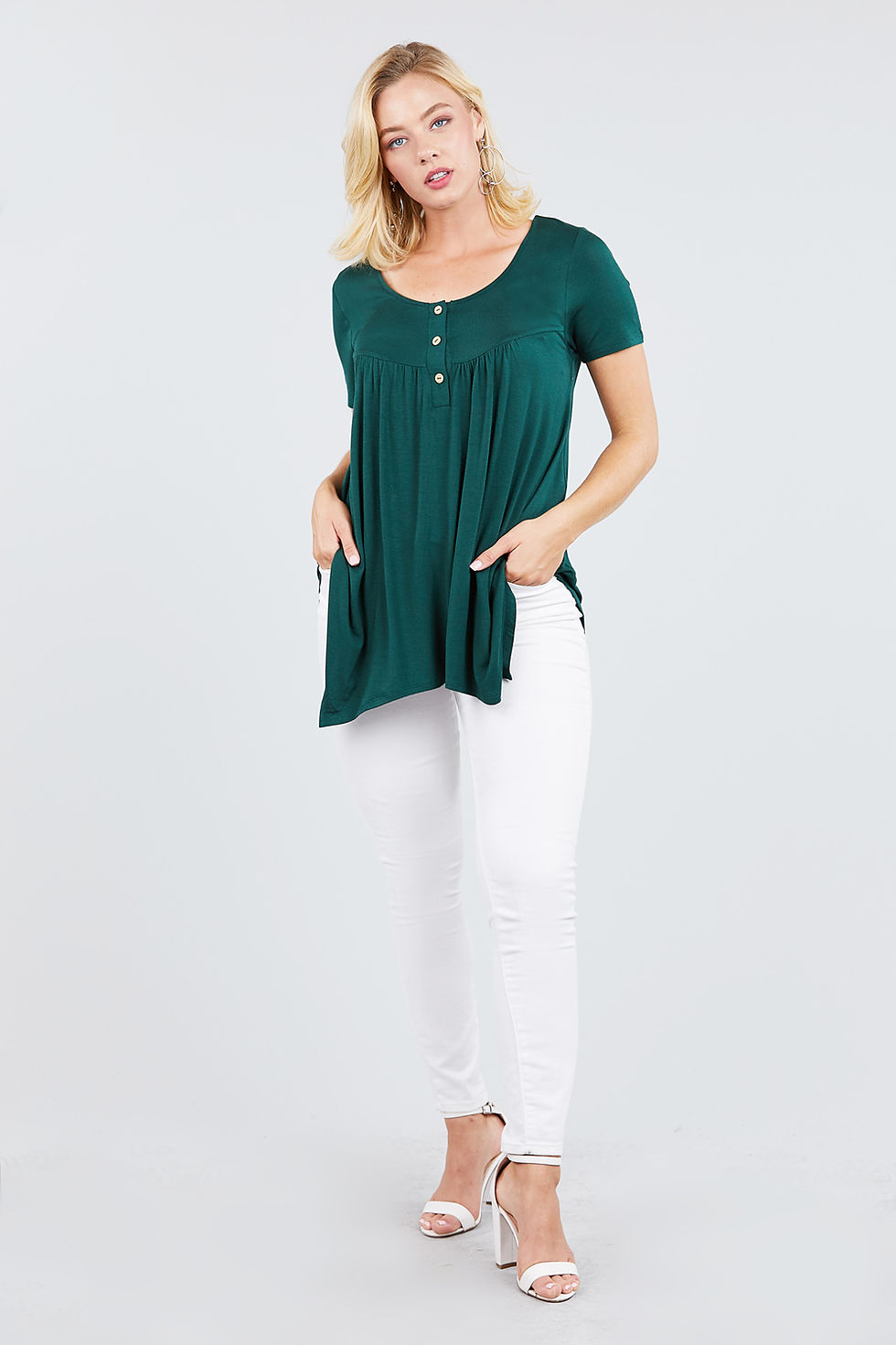 Miniaturbild: Short Sleeve Scoop Neck Top