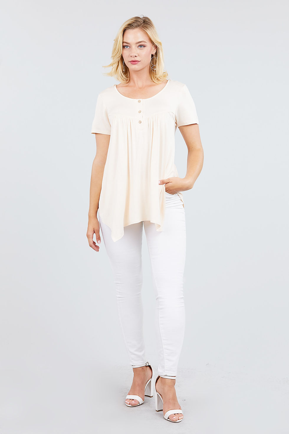 Miniaturbild: Short Sleeve Scoop Neck Top