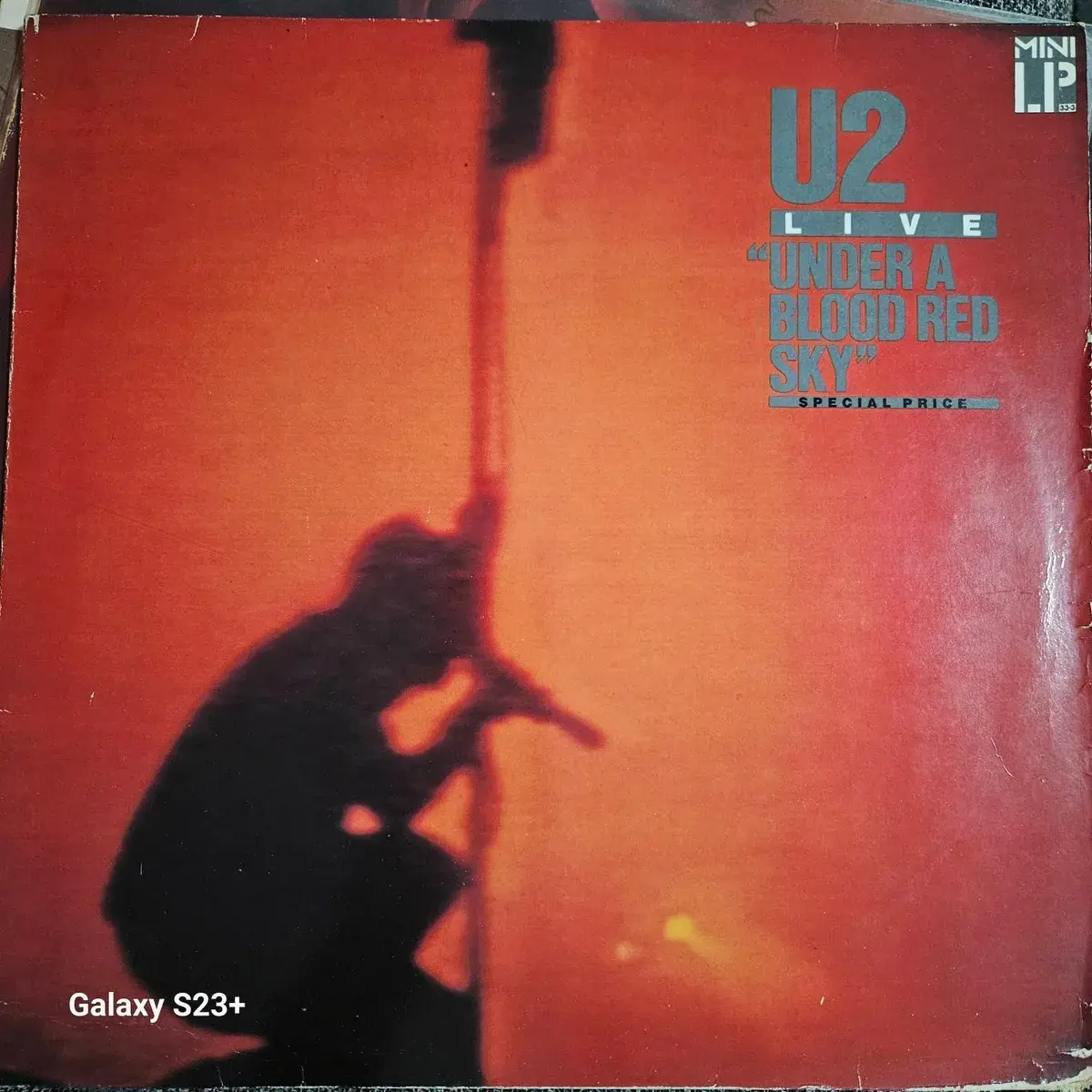 U2 - Live Under A Blood Red Sky