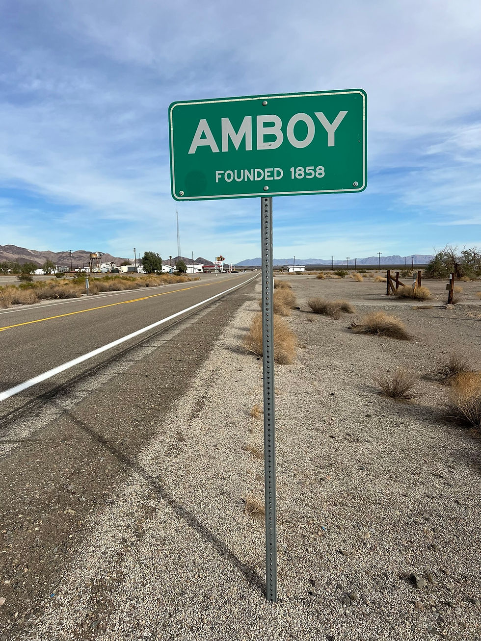 Town of Amboy sign on Route 66