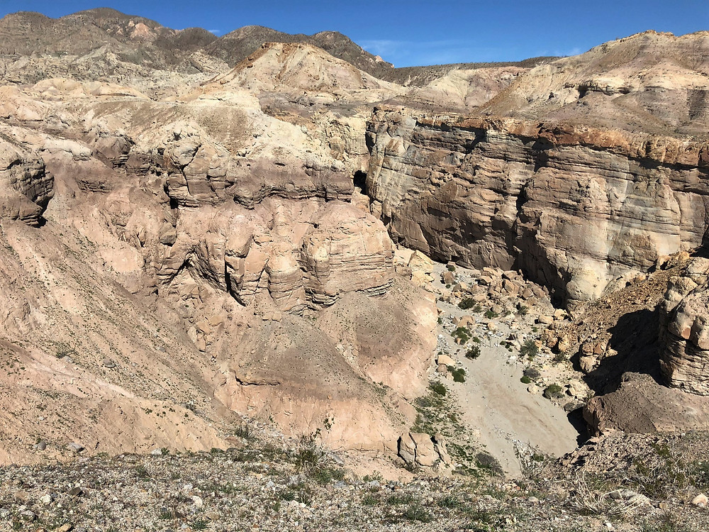 Towering walls of the Palm Wash on the Calcite Mine Loop at Anza-Borrego State Park