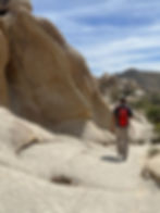 Garretts Arch trail in Joshua Tree National Park