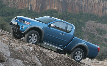 Mitsubishi L200 IV Club Cab 2006