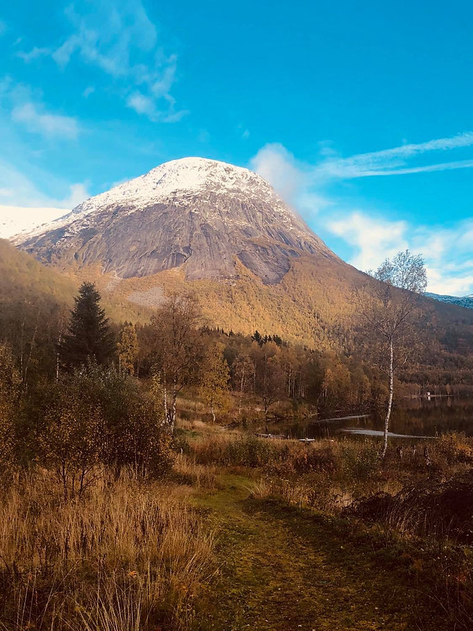 Morsvikvatn.jpeg